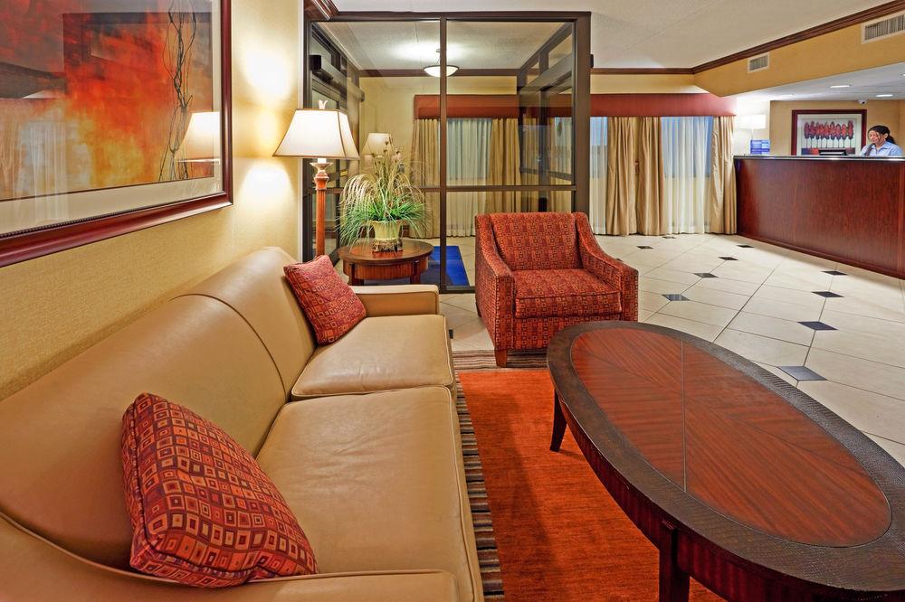Holiday Inn Express Ramsey Mahwah By Ihg Экстерьер фото