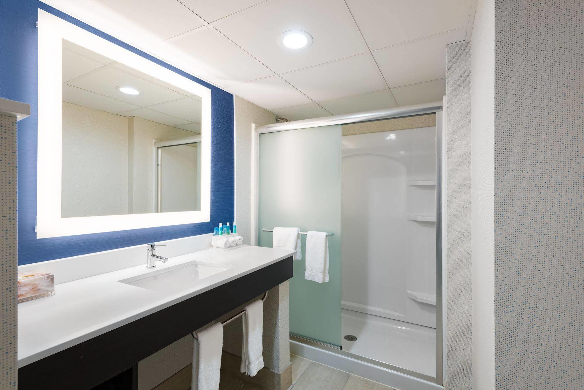 Holiday Inn Express Ramsey Mahwah By Ihg Экстерьер фото